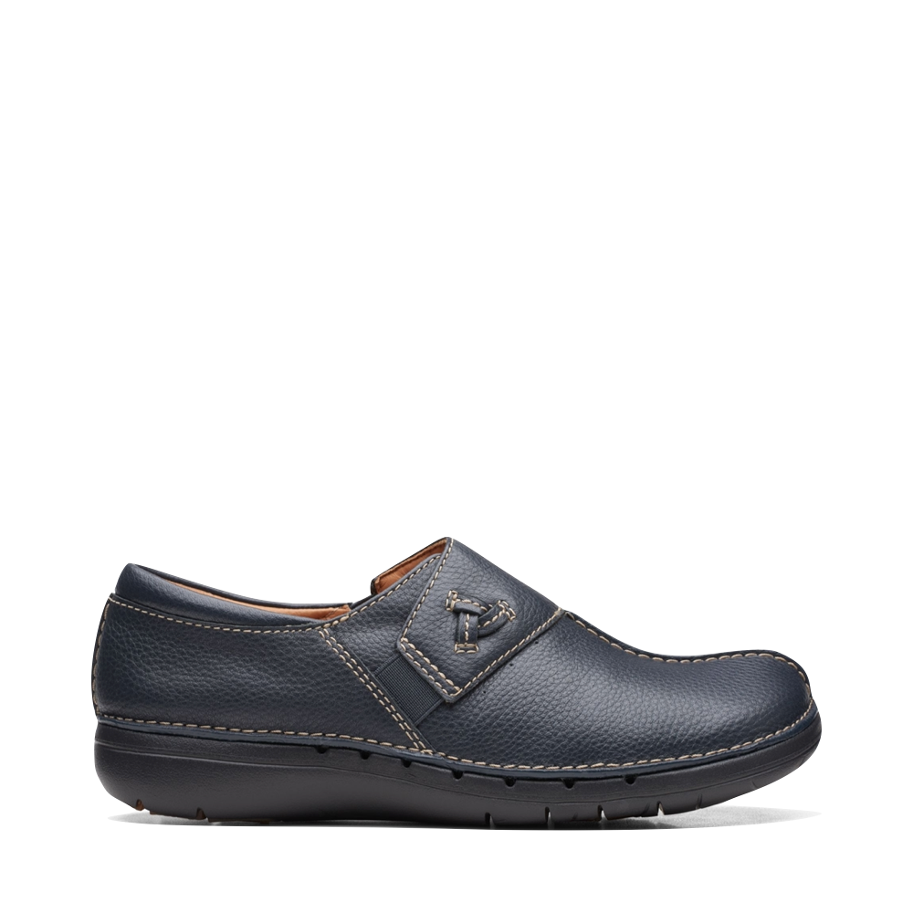 Clarks Women's Un.Loop Ave Smooth Leather Slip On in Navy – V&A Bootery INC