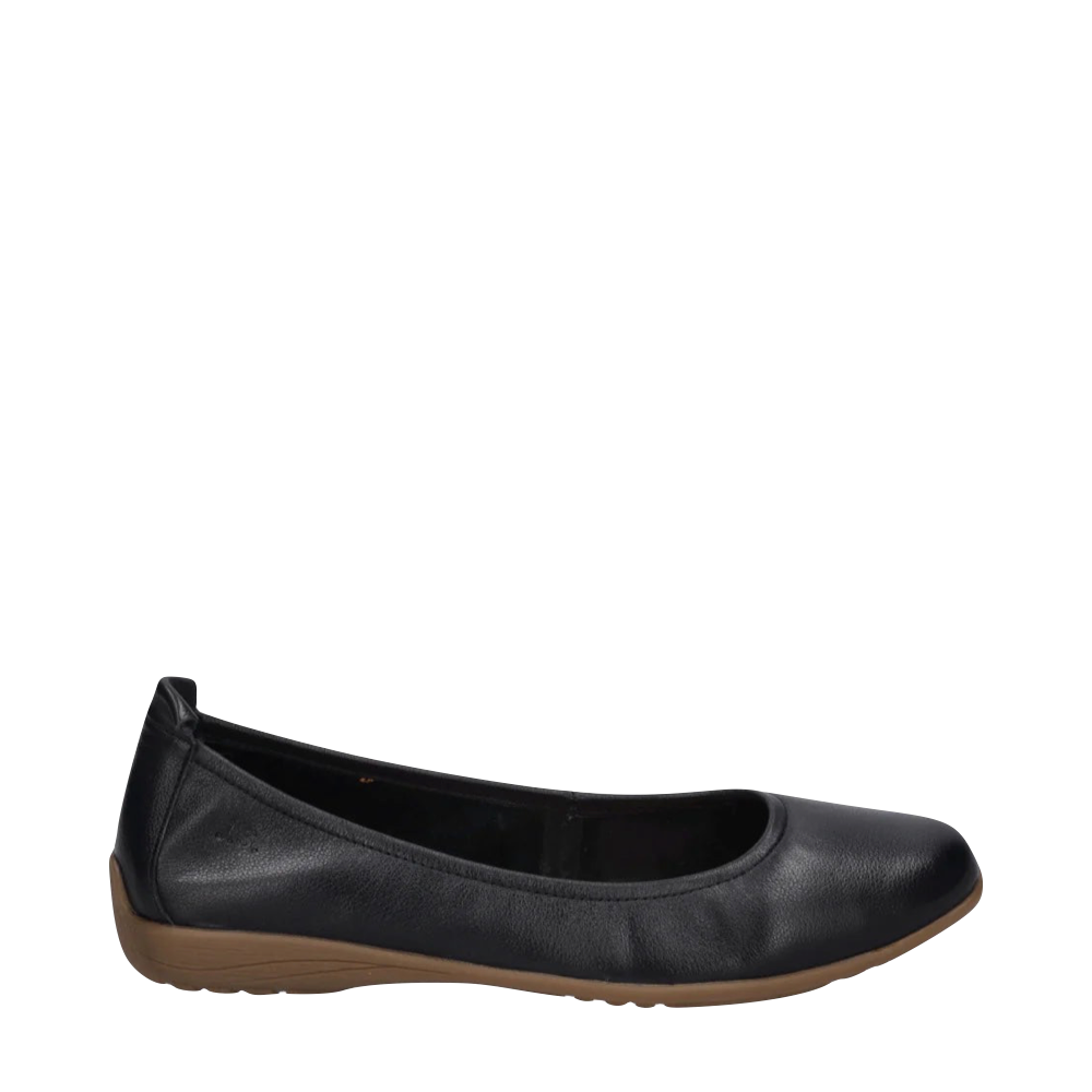 Side (right) view of Josef Seibel Fenja 01 Leather Flat for women.