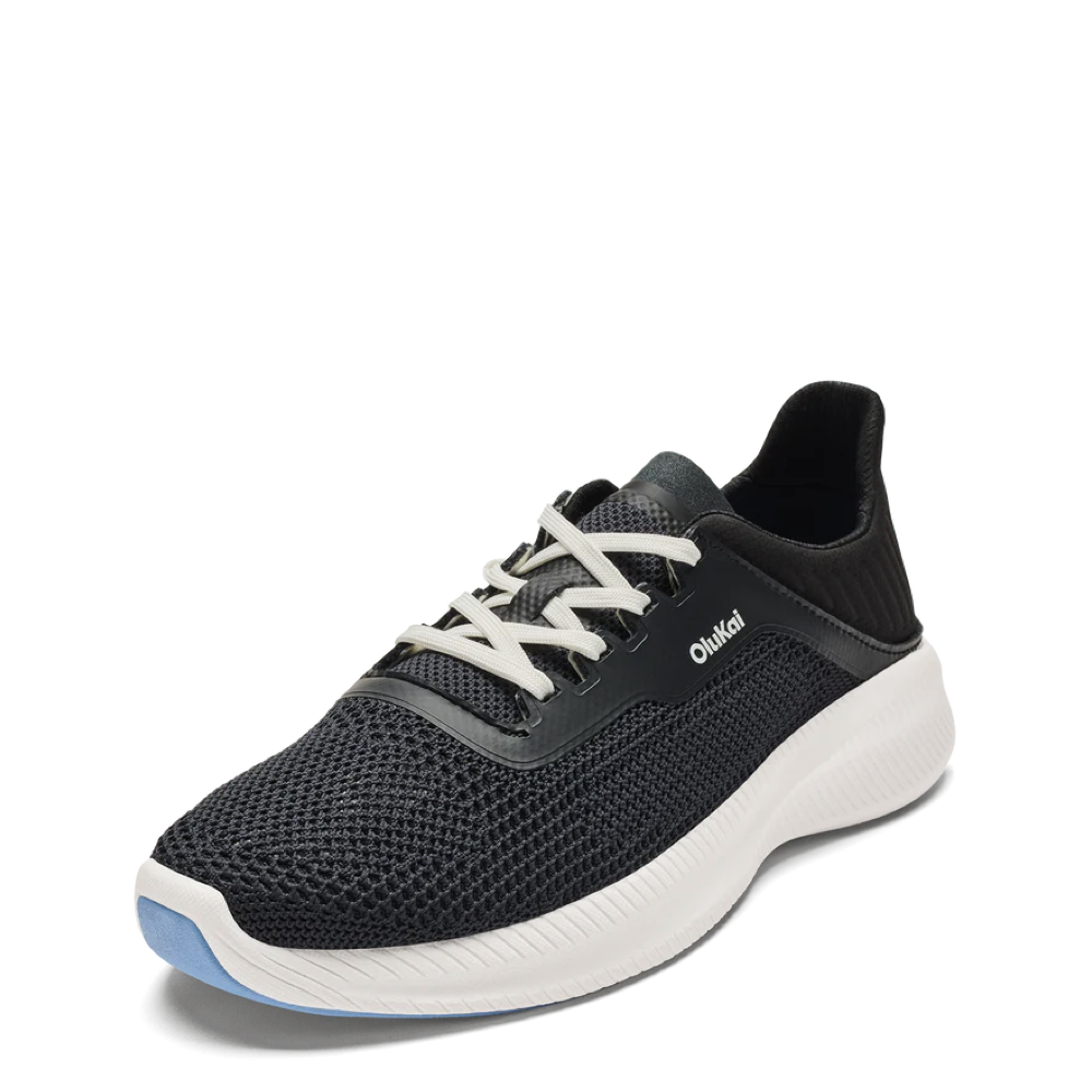 Mudguard and Toe view of OluKai Island Hopper Mesh Sneaker for women.