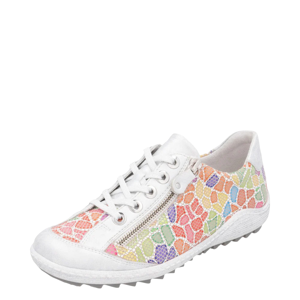 Mudguard and Toe view of Remonte Liv 02 Lace Sneaker for women.