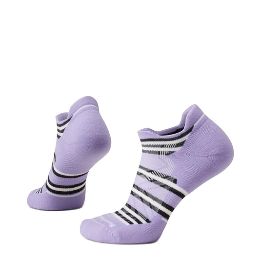 Side (left) and bottom view of Smartwool Run Stripe Low Ankle Targeted Cushion Socks for women.