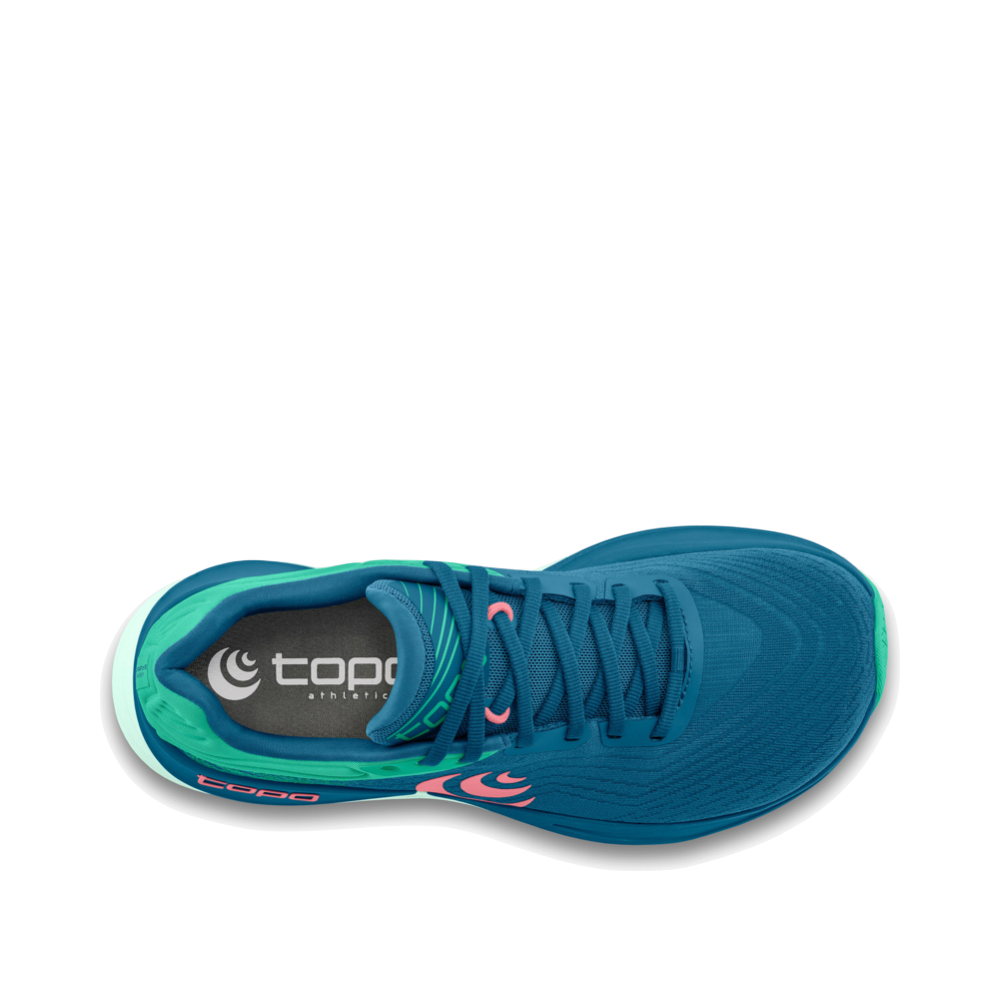 Top-down view of Topo Ultrafly 5 Sneaker for women.